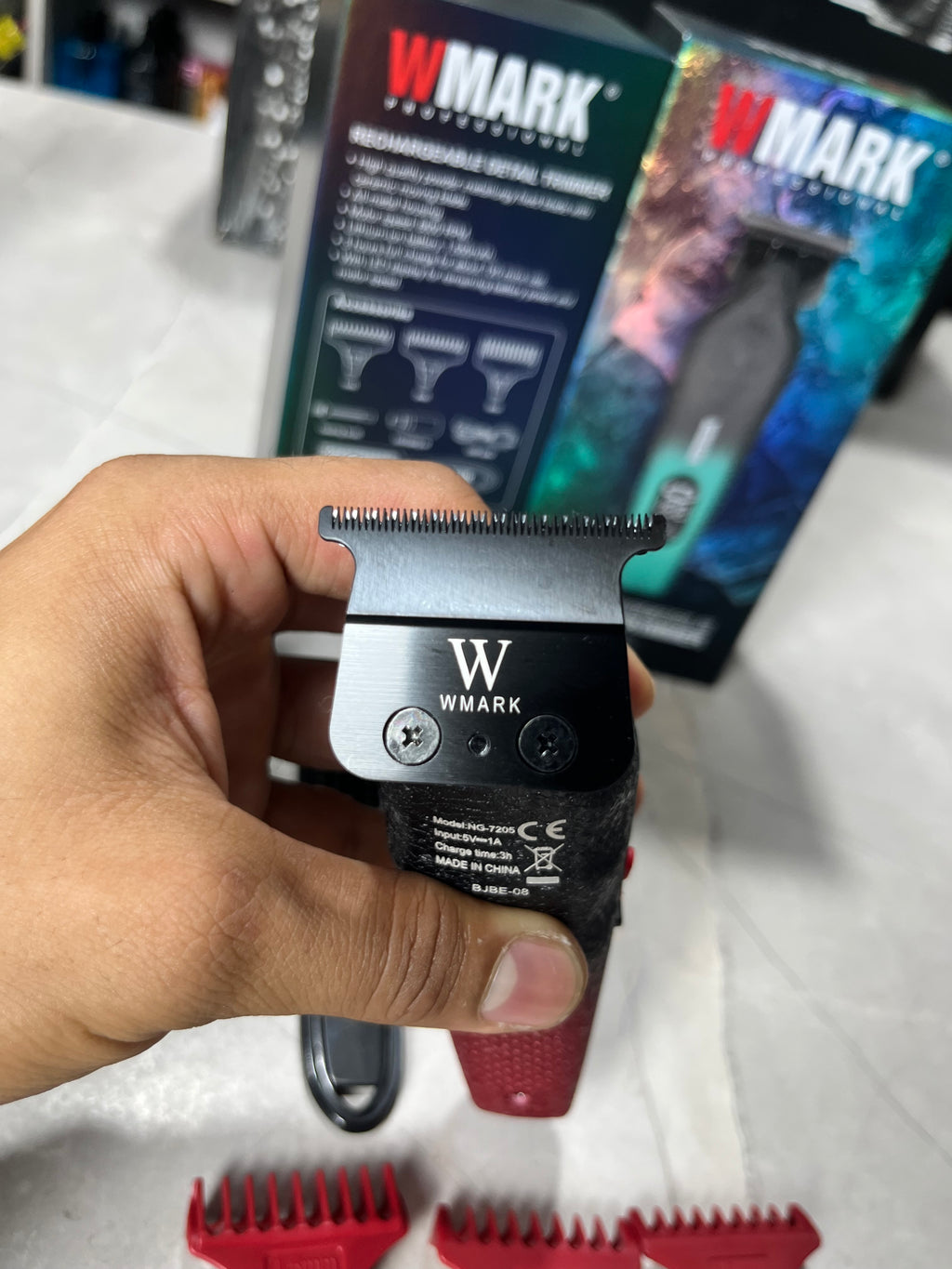 Patillera wmark 7205