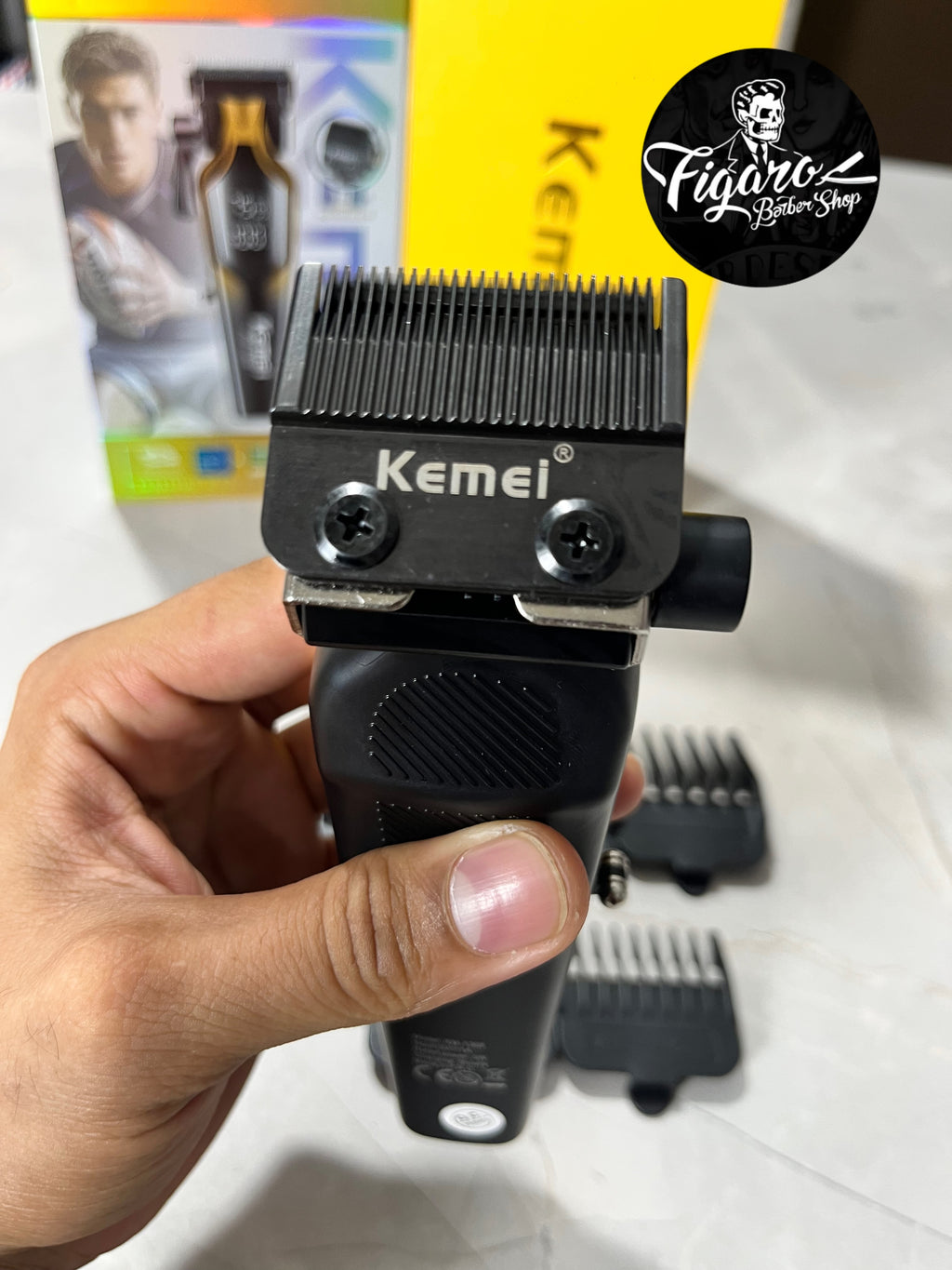 Máquina kemei 1635
