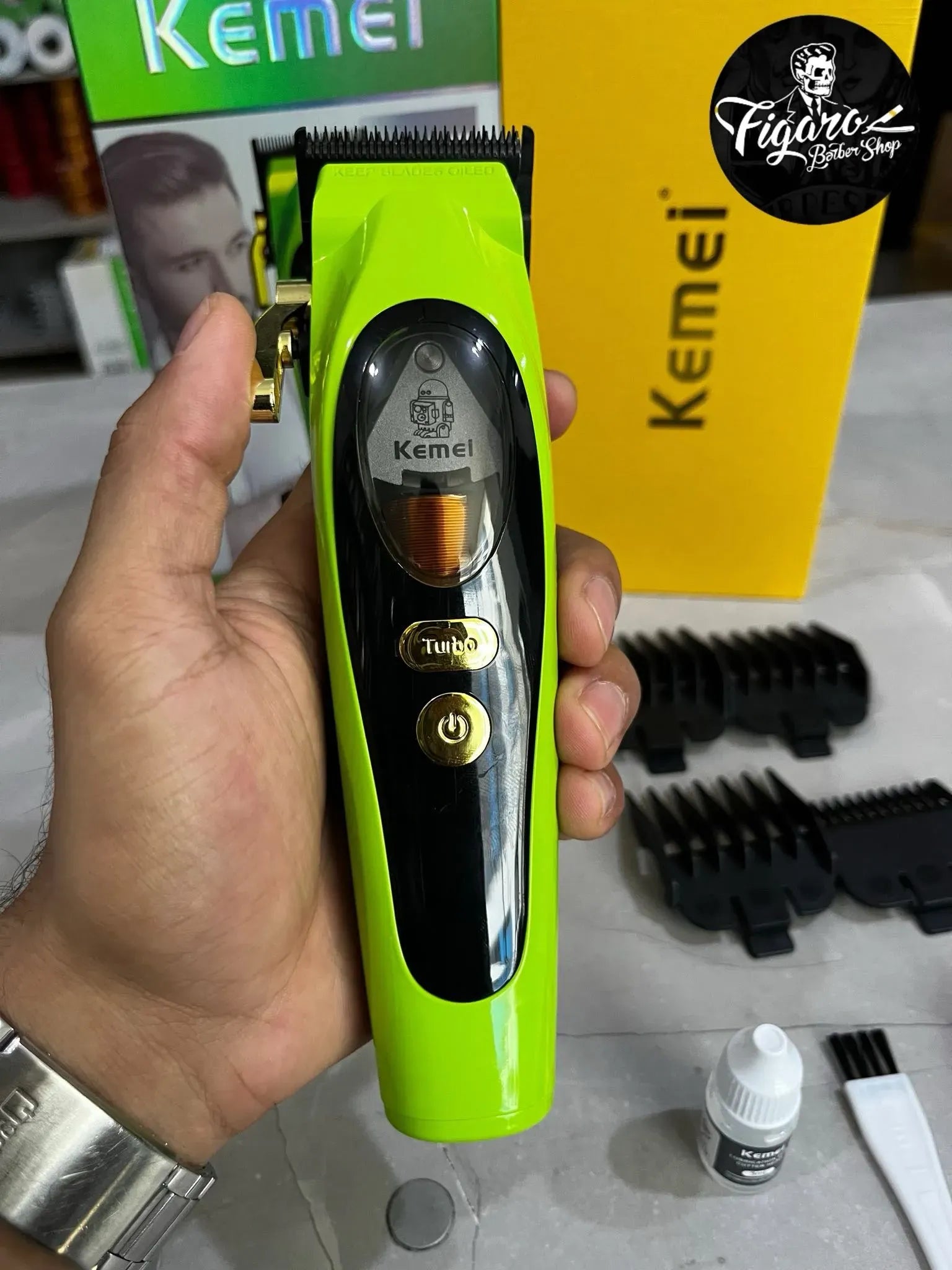 Máquina kemei 2035