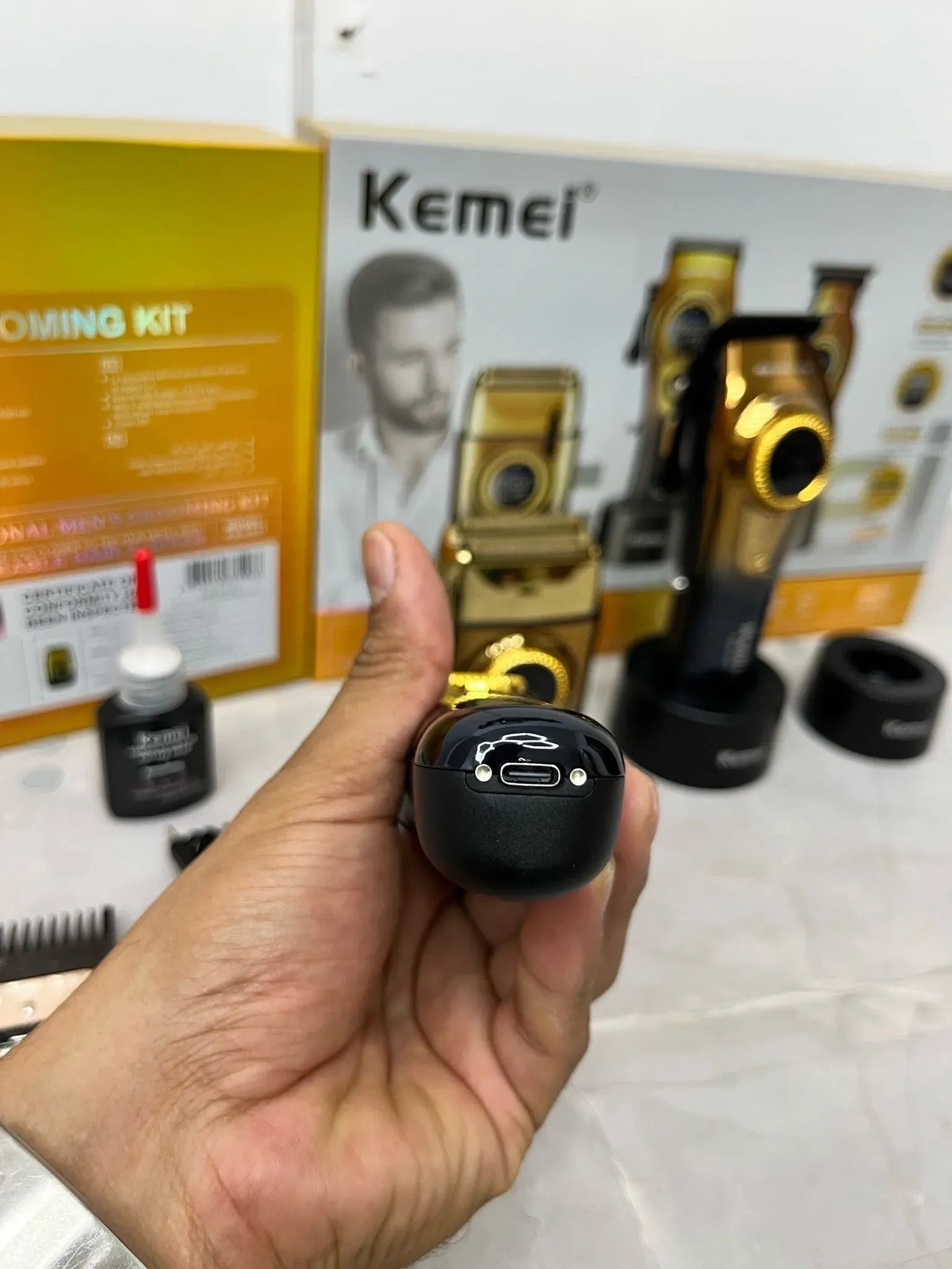 combo kemei 8557